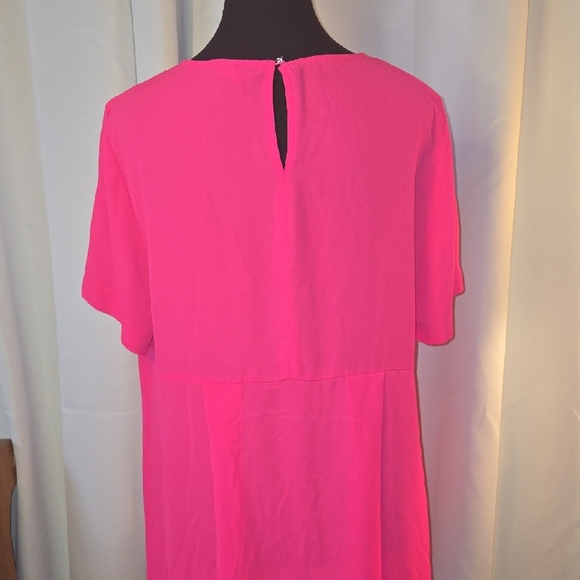 Vince Camuto Vibrant Pink Blouse - Picture 3 of 7